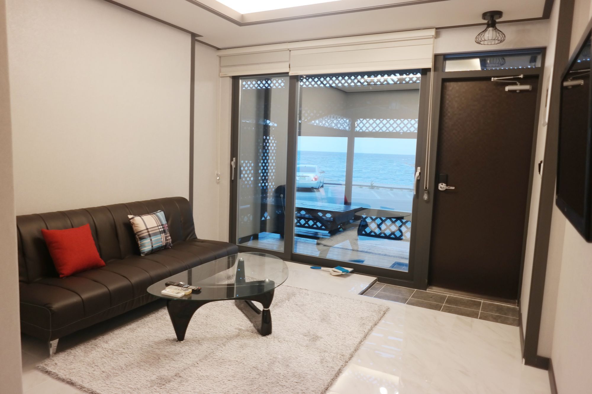 Gangneung White Beach Pension מראה חיצוני תמונה