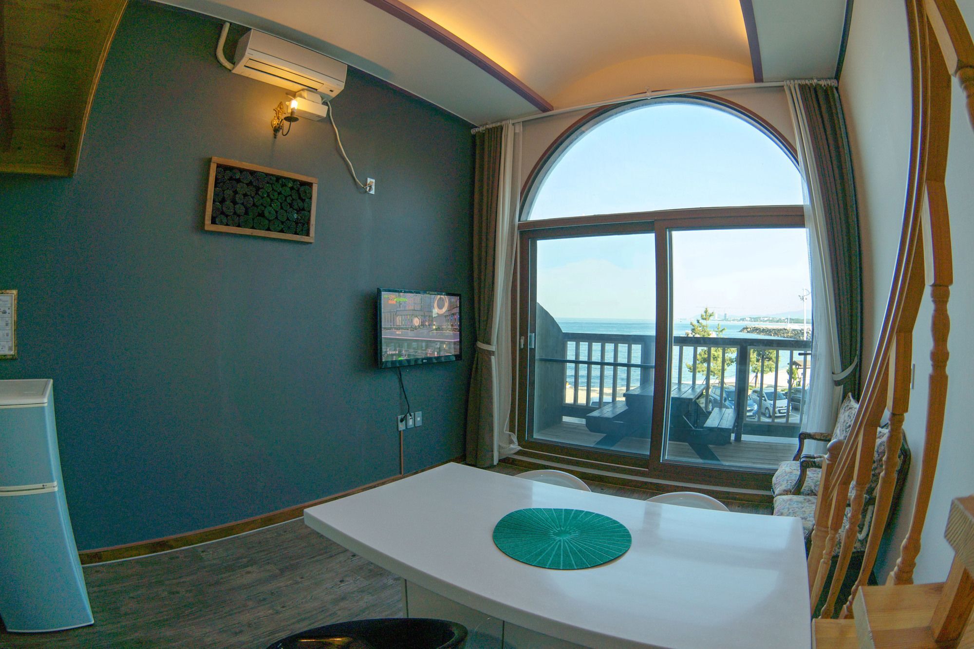 Gangneung White Beach Pension מראה חיצוני תמונה