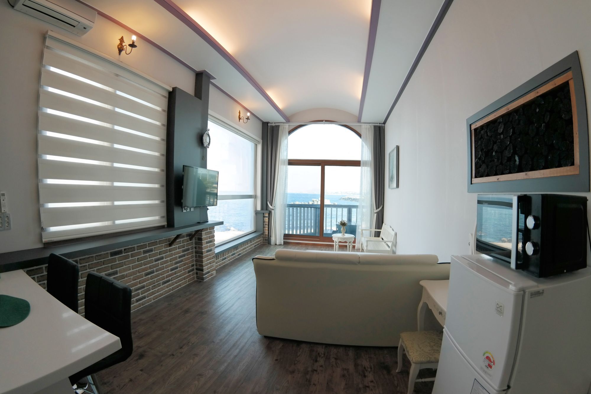 Gangneung White Beach Pension מראה חיצוני תמונה